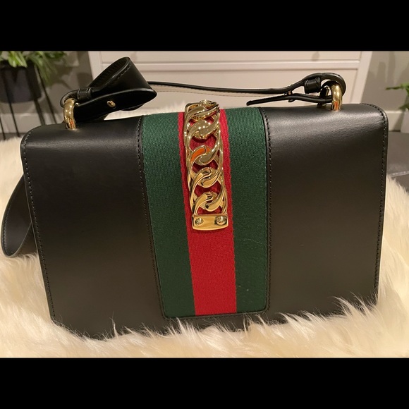 Gucci Sylvie Bag - Picture 6 of 13